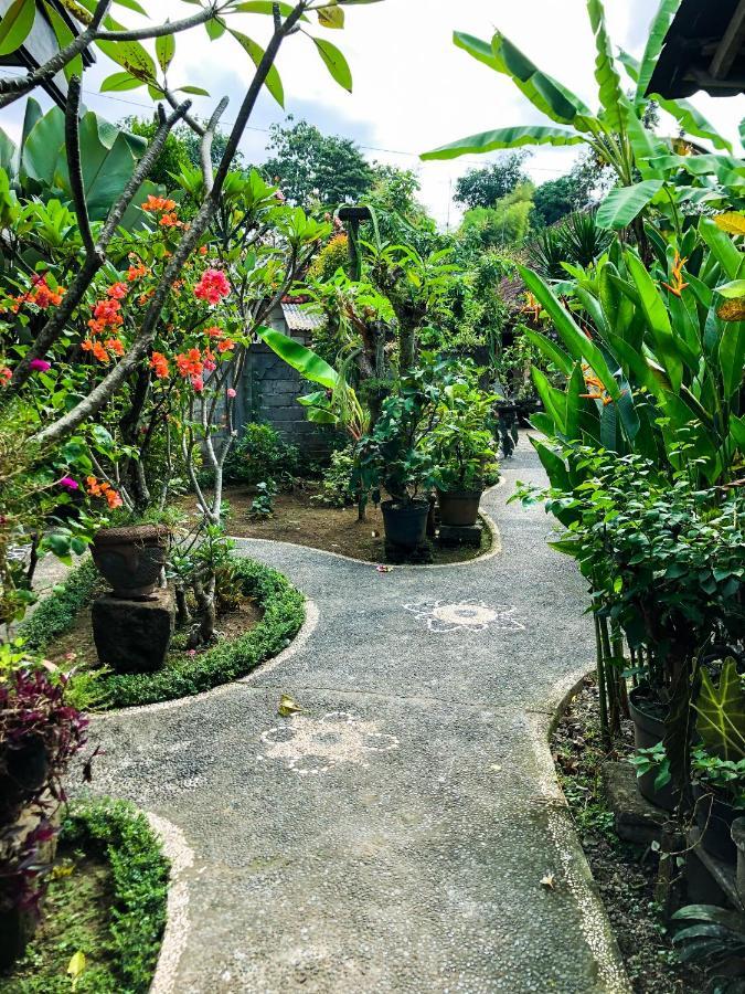 Rayshiva Homestay ウブド エクステリア 写真